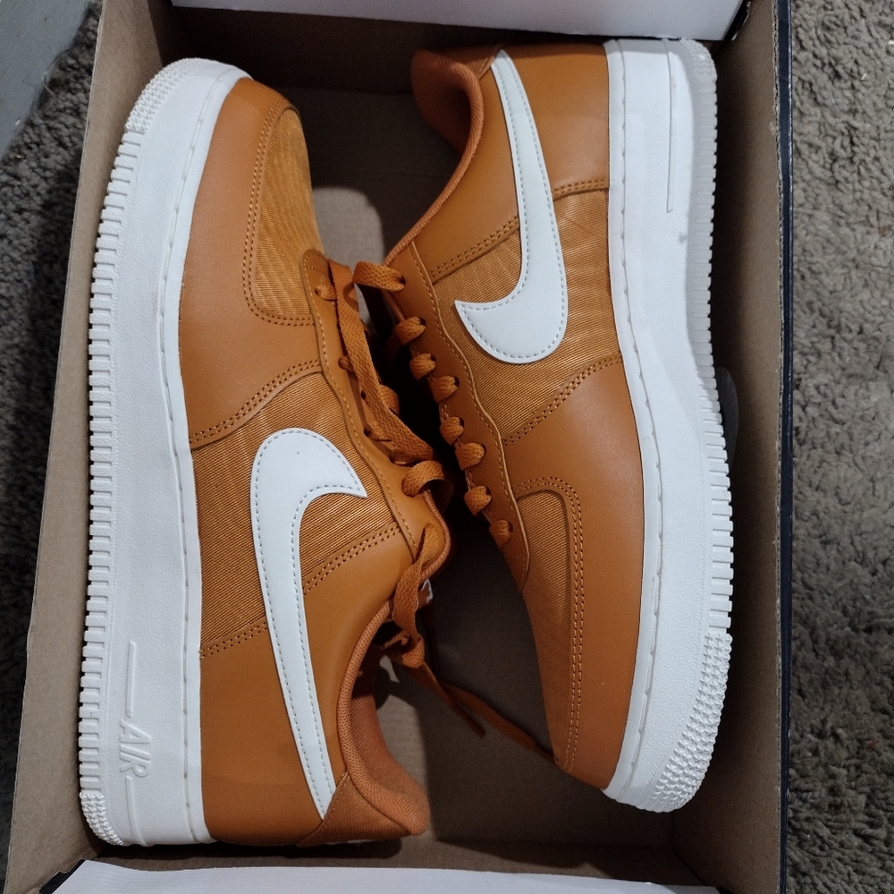 Air force, peanut butter marshmallows size 10 men